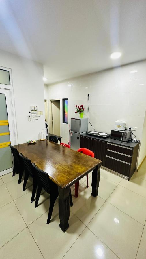 Vista Alam Roomstay Homestay Shah Alam Zewnętrze zdjęcie