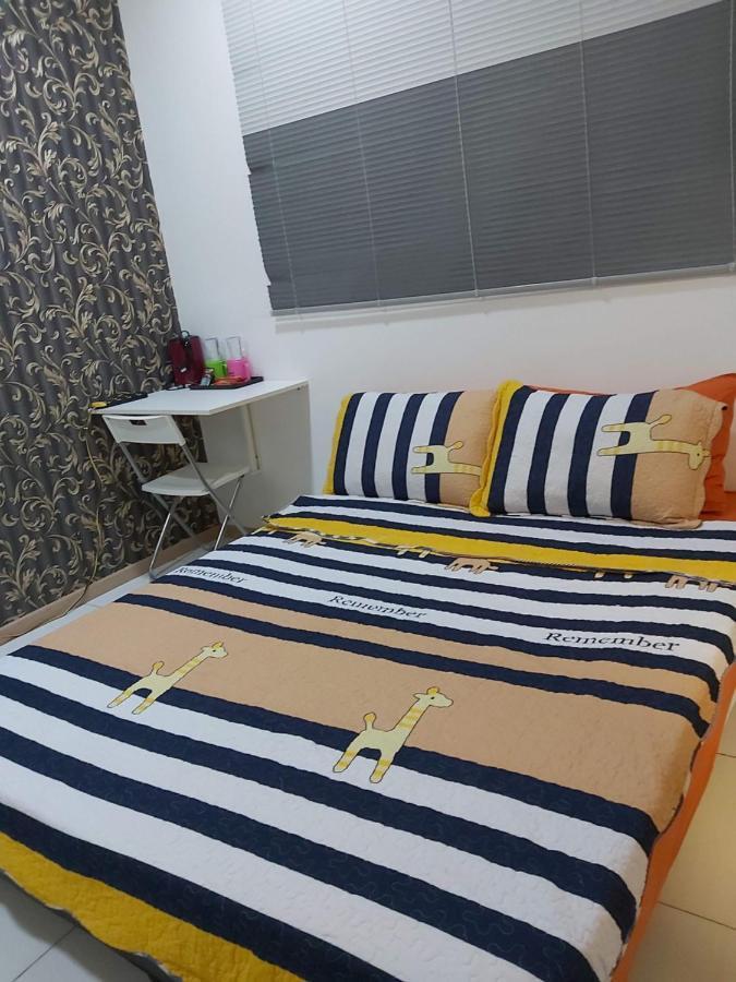 Vista Alam Roomstay Homestay Shah Alam Zewnętrze zdjęcie